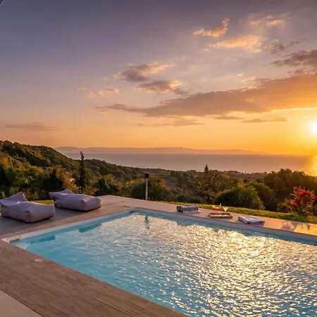 בית נופש Filokalia With Exceptional View - Happy