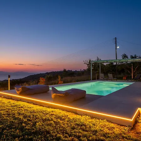 בית נופש Filokalia With Exceptional View - Happy Kastro-Kyllini