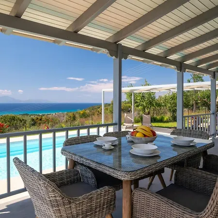 Filokalia With Exceptional View - Happy Holiday home Kastro-Kyllini